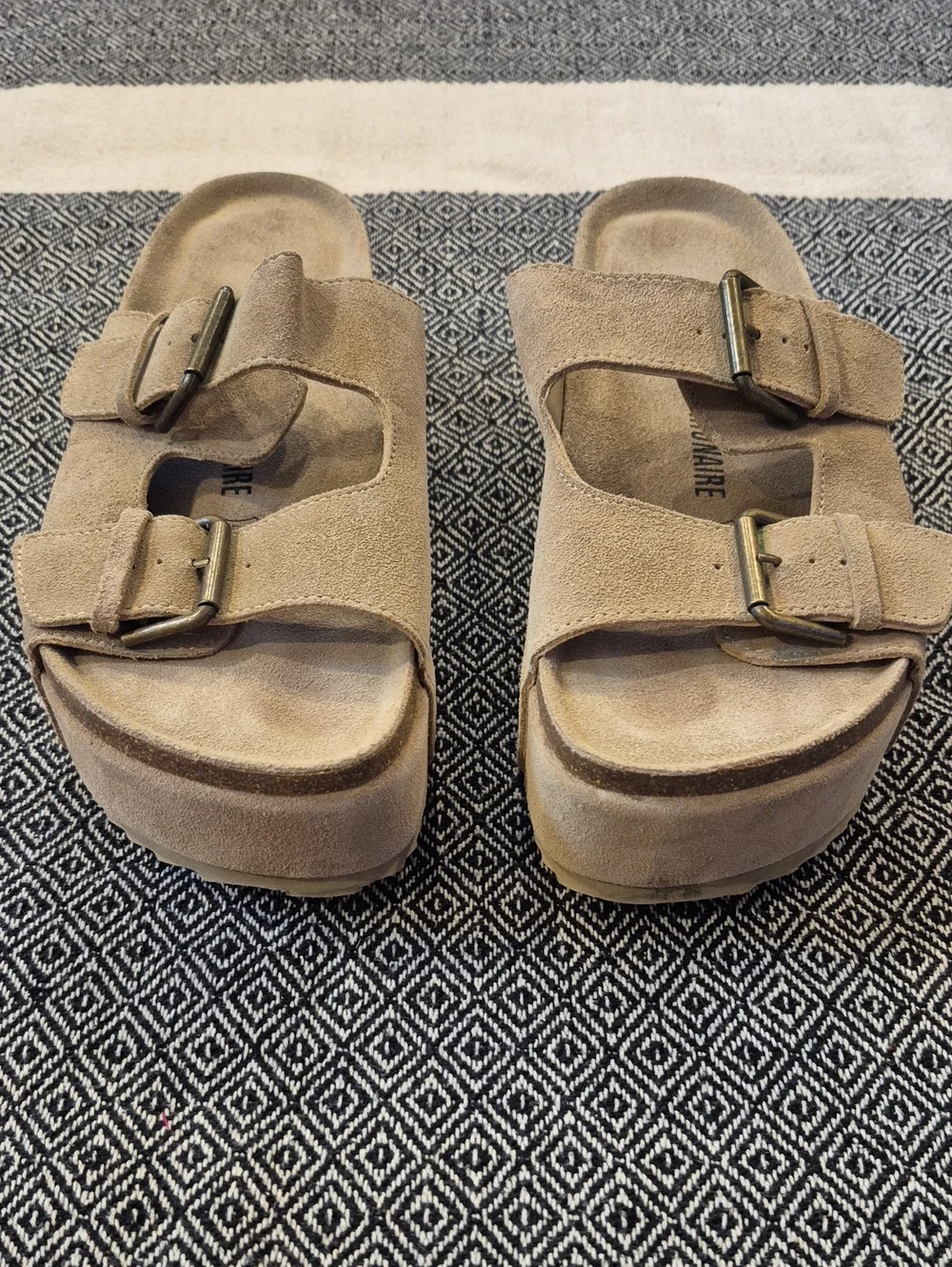 Cushionaire Platform Slide Sandals Size 8.50